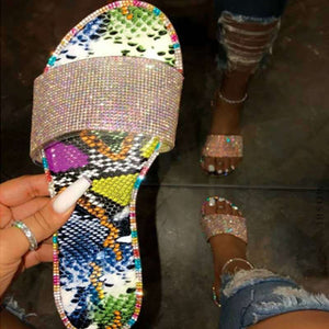 Summer Women Sandals Bling Slippers Ladies Crystal Slides Flat Glitter Gladiator Sandals Beach Shoes Female Sandalia Feminina